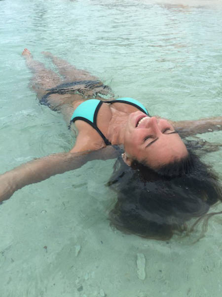Tasty Underboob Pics That Will Instantly Improve Your Day (53 pics)