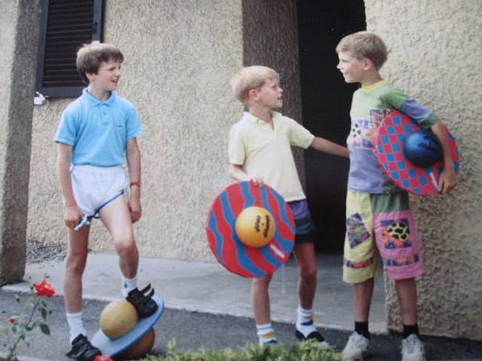 Proof That Childhood Was Absolutely Insane Back In The 90s (34 pics)