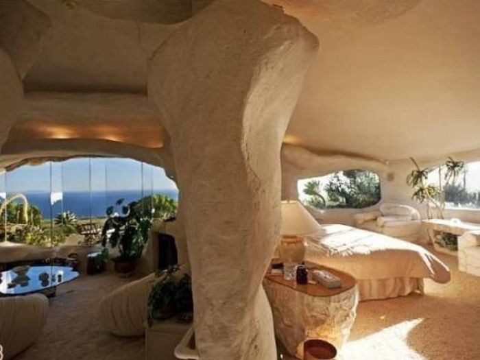 It's Almost Hard To Believe That These Are Real Houses (23 pics)