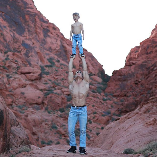 This Single Dad Works For Cirque du Soleil (25 pics)