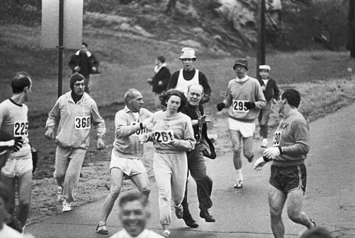 First Woman To Enter Boston Marathon Enters Again 50 Years Later (5 pics)