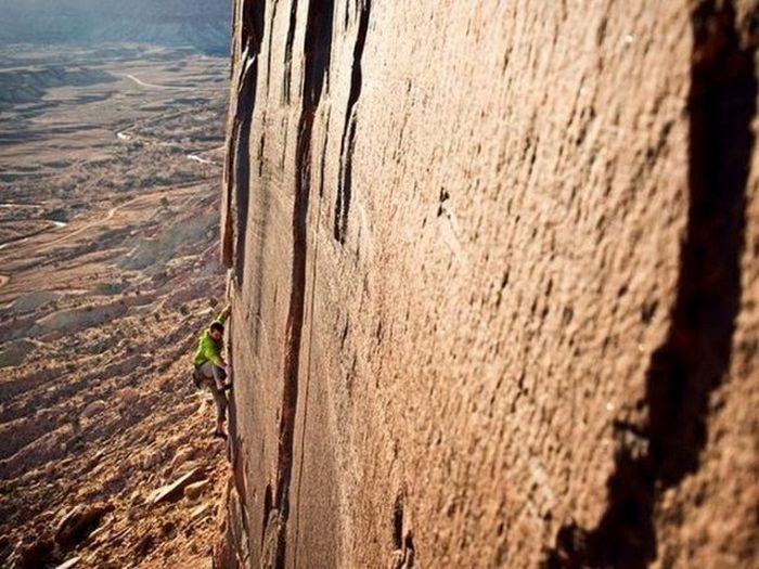 Brave Extreme Athletes Who Just Escaped Death (27 pics)