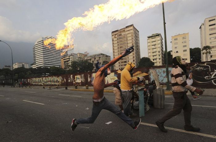 Millions Of Protesters Take To The Streets Of Venezuela (42 pics)