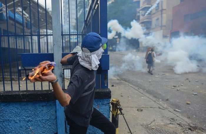Millions Of Protesters Take To The Streets Of Venezuela (42 pics)