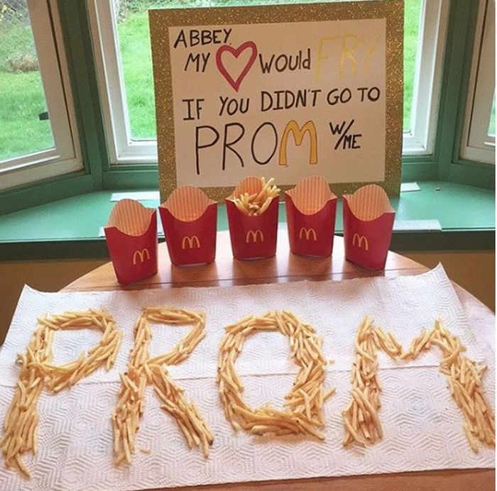 Extraordinary And Impressive Prom Proposals (15 pics)