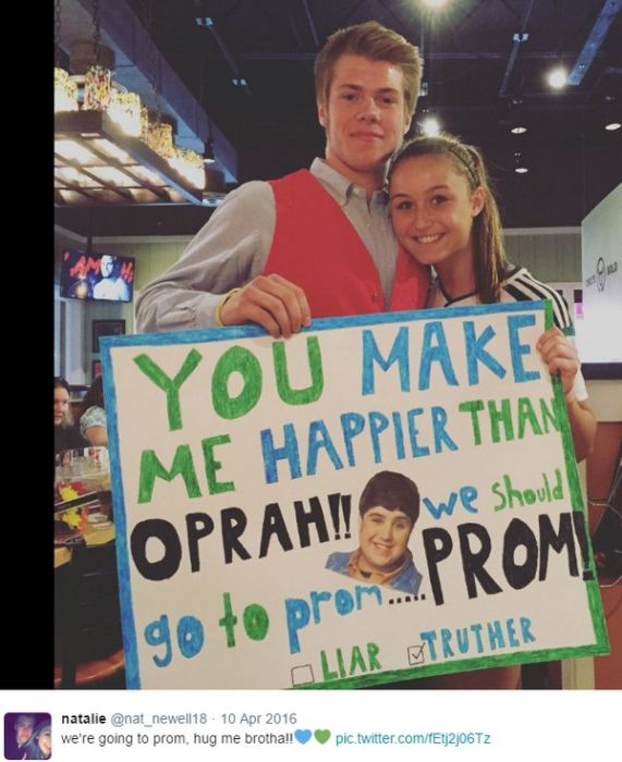Extraordinary And Impressive Prom Proposals (15 pics)