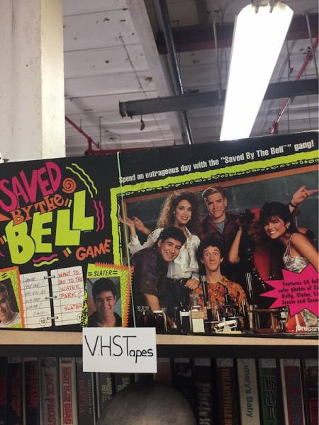 People Will Always Wonder Where Thrift Shops Find This Stuff (52 pics)