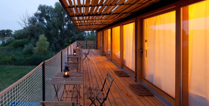 Shipping Containers Can Be Used To Create Awesome Hotels (13 pics)