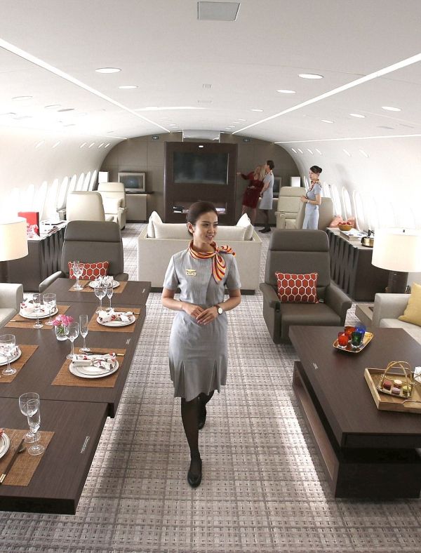 This Private Jet Is Basically A Flying Penthouse (11 pics)