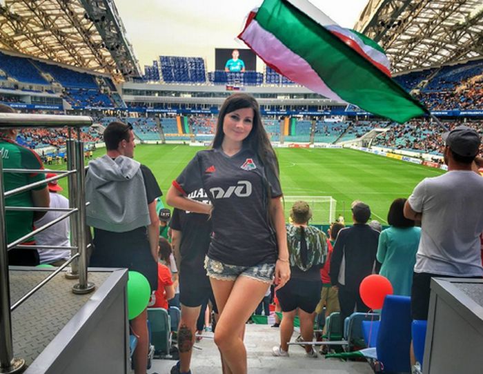 Sexy Russian Football Fans 35 Pics