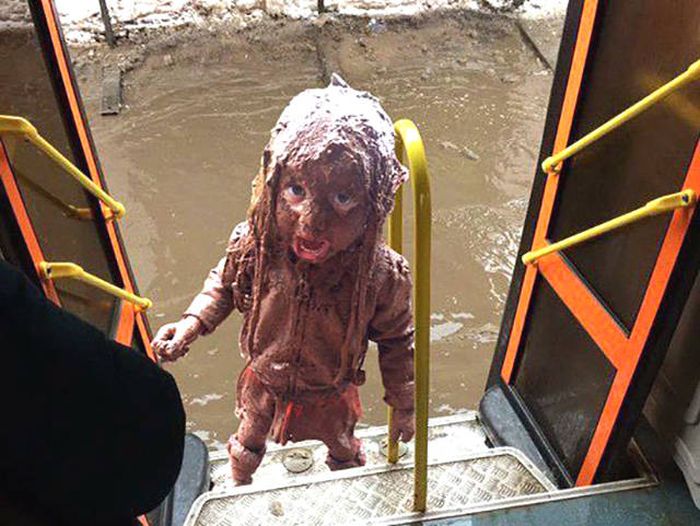 Bad Things Never Seem To Stop Happening To Some People (43 pics)