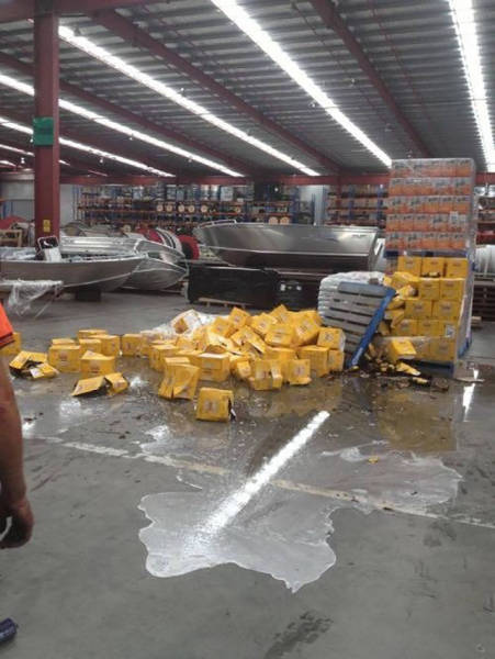 Bad Things Never Seem To Stop Happening To Some People (43 pics)