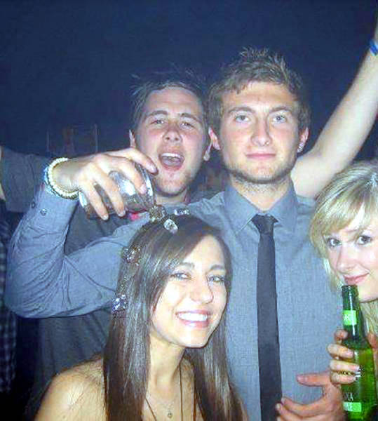 Bad Things Never Seem To Stop Happening To Some People (43 pics)