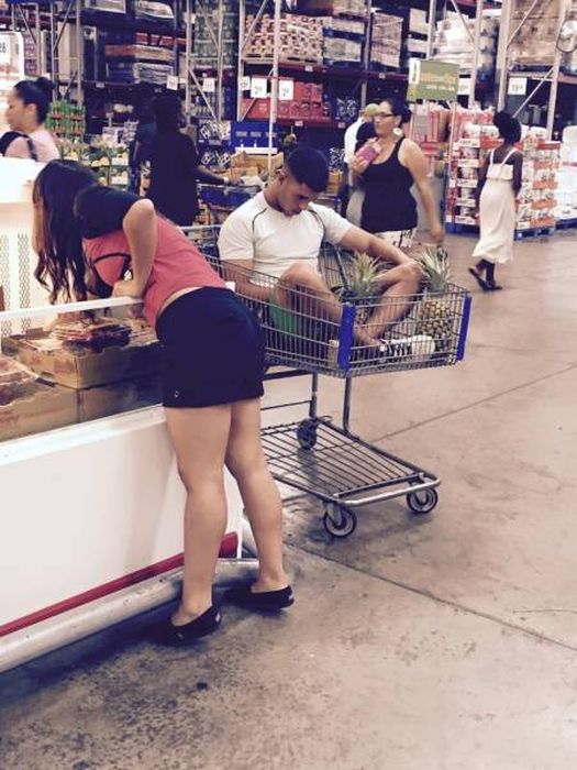 Men Are Always Up For Fun And Weird Stuff (47 pics)