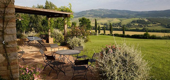 Barack Obama Takes A Magnificent Holiday In Italy (12 pics)