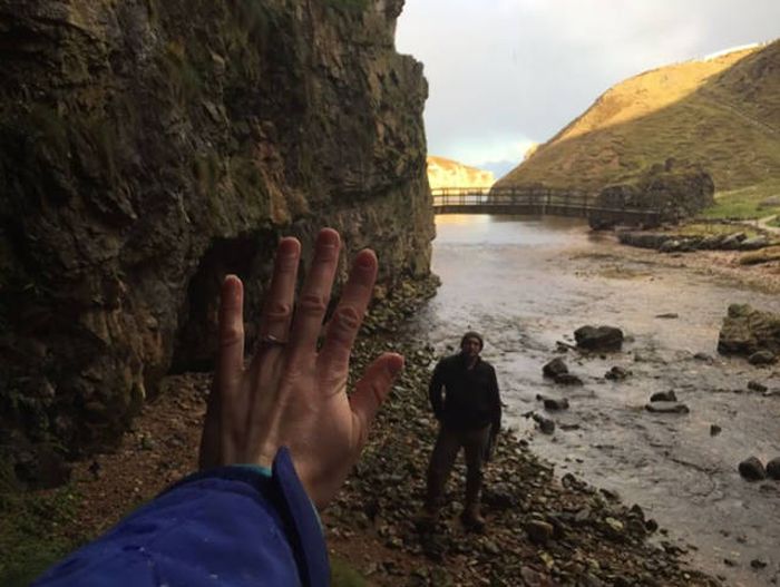 Guy Finds A Clever Way To Propose To His Woman (7 pics)