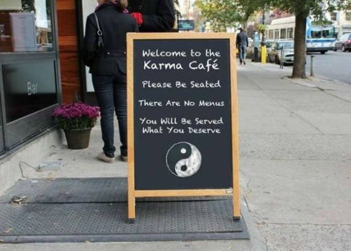 Some Store Signs Are Way Cooler Than The Stores Themselves (20 pics)