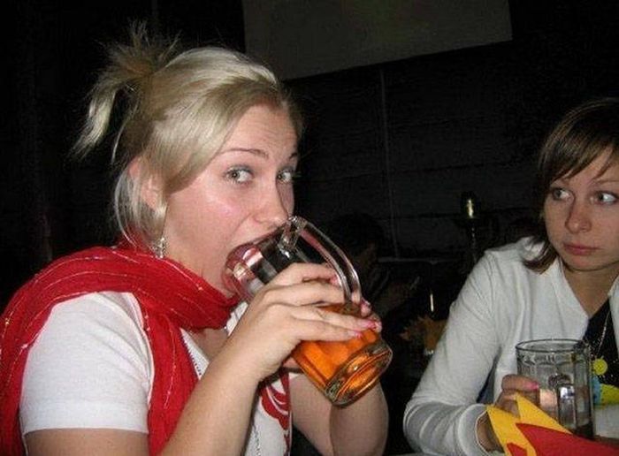 Blondes Are Definitely A Different Species (49 pics)