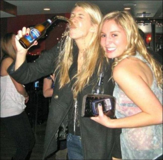 Blondes Are Definitely A Different Species (49 pics)