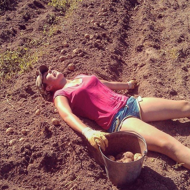 Authentic Photos Of Russian Rednecks (18 pics)