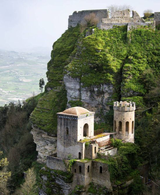 You Can Now Own A Castle In Italy For Free (9 pics)