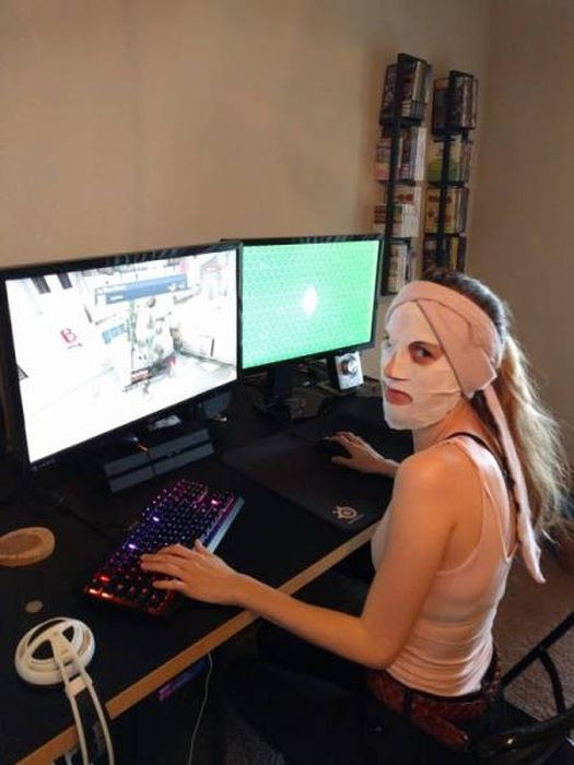 No One Really Needs Reality When We Have Games (41 pics)