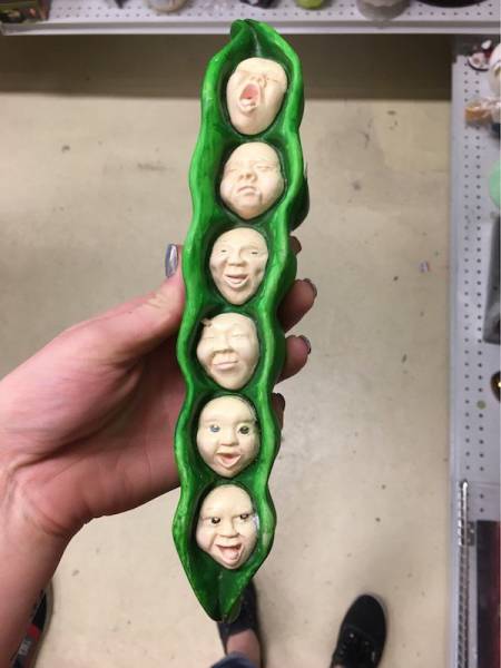Wow, Thrift Shops Have Some Really Weird Stuff (37 pics)