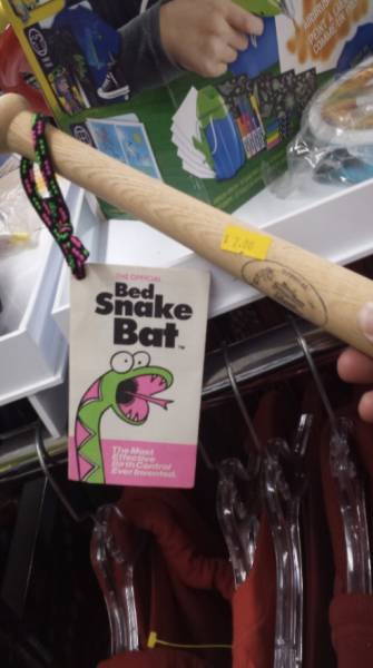 Wow, Thrift Shops Have Some Really Weird Stuff (37 pics)