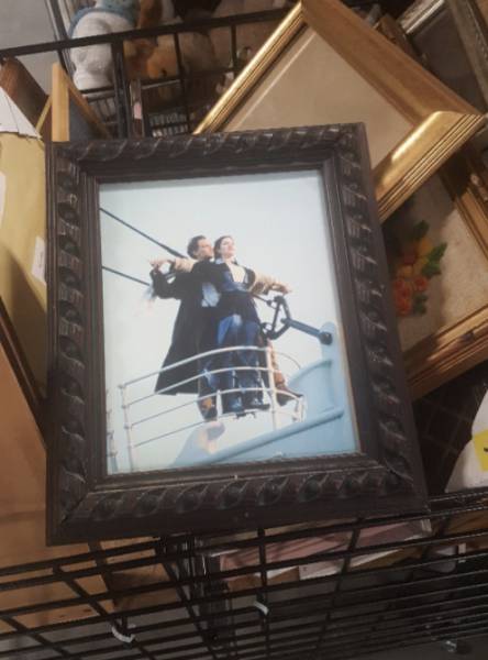 Wow, Thrift Shops Have Some Really Weird Stuff (37 pics)