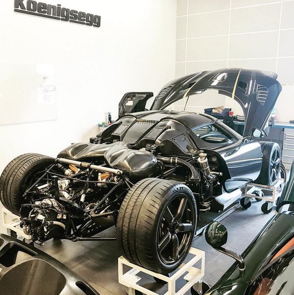 Koenigsegg Agera RS Gryphon Crashes During Test Drive (2 pics)