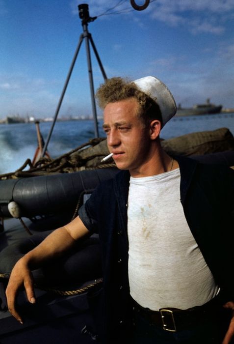 Vintage Photos Of An Atlantic Convoy From 1941 (32 pics)