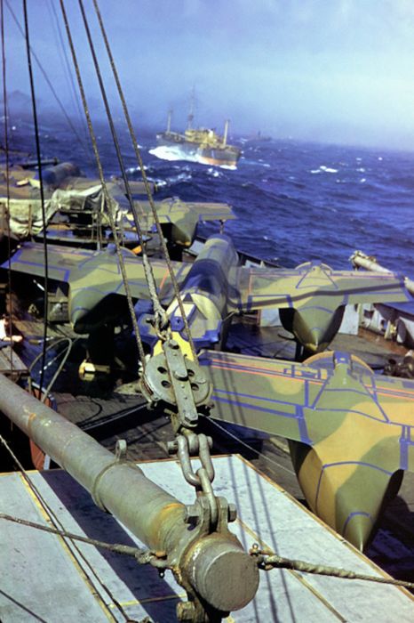 Vintage Photos Of An Atlantic Convoy From 1941 (32 pics)