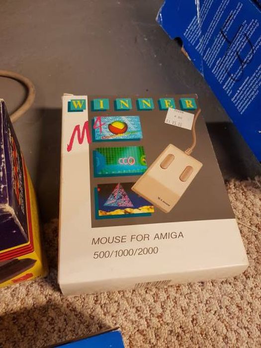 Gamer Guy Finds An Awesome Collection On Craigslist (36 pics)
