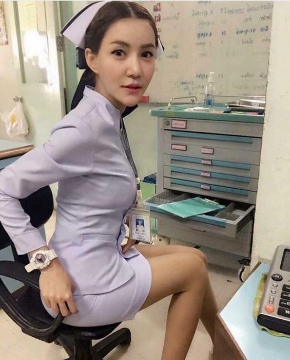 Hot Nurse Claims She Was Forced To Quit Her Job (10 pics)
