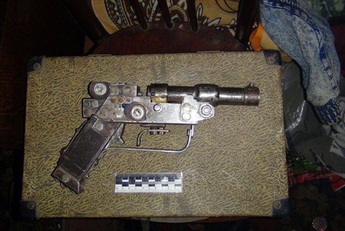 Homemade Weapons That Have Been Seized By The Russian Police (14 pics)