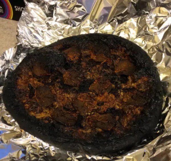 People Who Should Be Banned From Pizza Forever (21 pics)