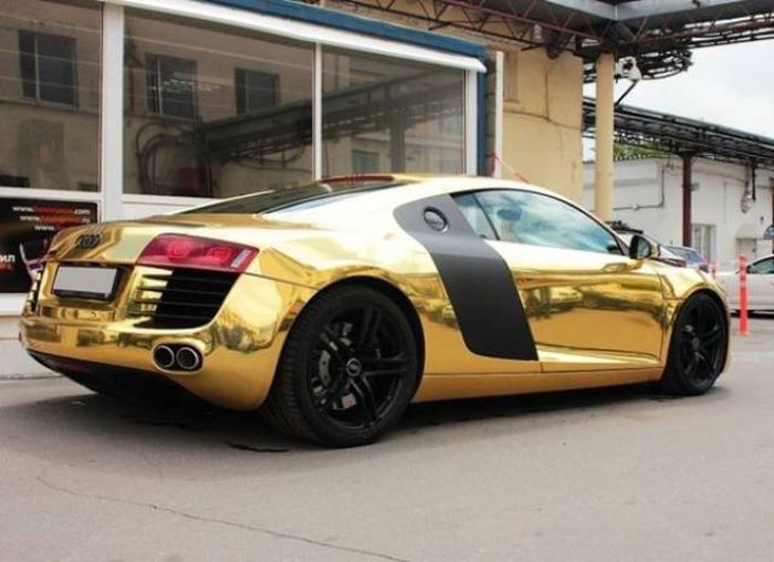 Expensive Cars Can Be Ruined Or Improved With Paint Jobs (49 pics)