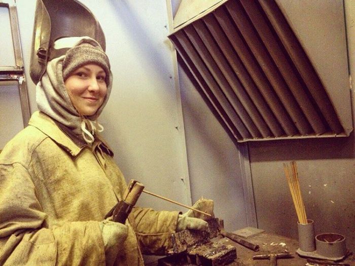 Don't Tell Them These Jobs Were Made For Men (19 pics)