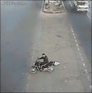 These Gifs Vividly Show Terrifying Moments (32 gifs)
