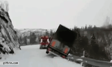 These Gifs Vividly Show Terrifying Moments (32 gifs)