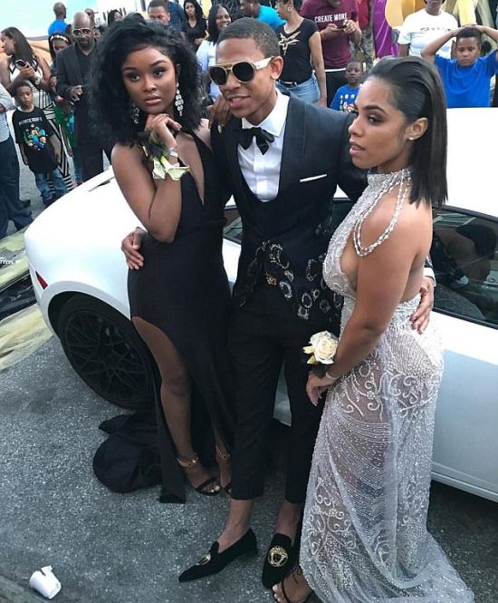 Mother Spends $25,000 On Her Son's Dubai Themed Prom Send Off (6 pics)