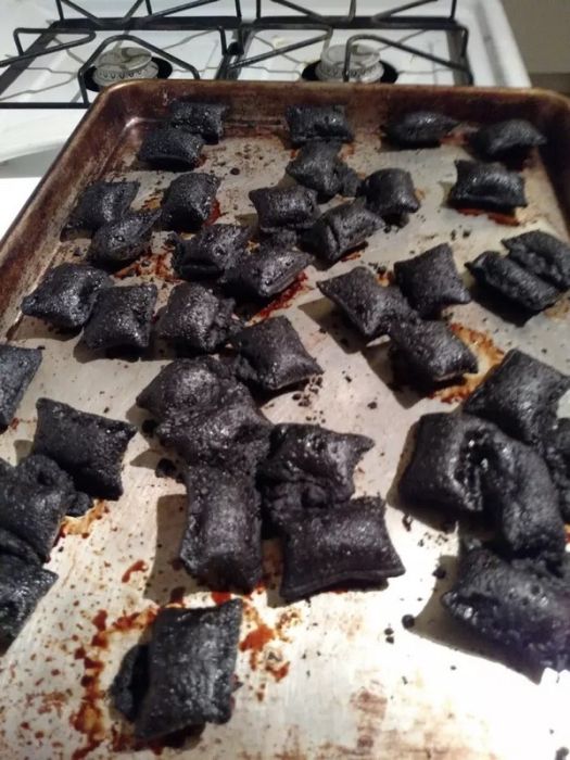 Cooking Disasters That Look Disgusting (21 pics)