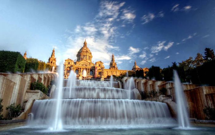 This World Is Full Of Magnificent Fountains (36 pics)