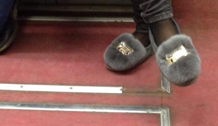 Fashion Gets Really Weird On The Russian Metro (29 pics)