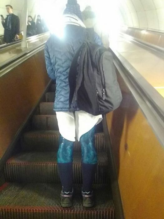 Fashion Gets Really Weird On The Russian Metro (29 pics)