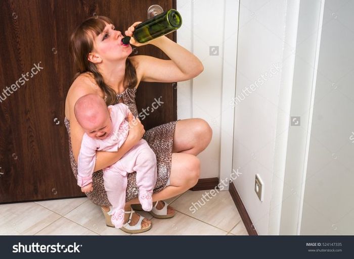 Awkward Stock Photos That Don't Hide The Pain (16 pics)