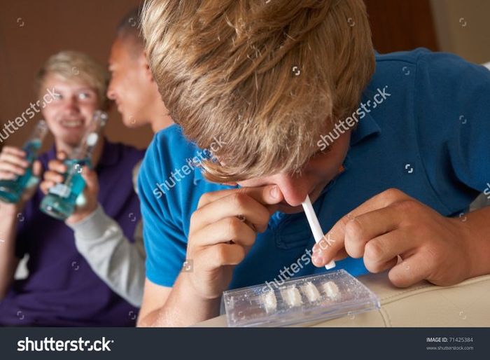 Awkward Stock Photos That Don't Hide The Pain (16 pics)