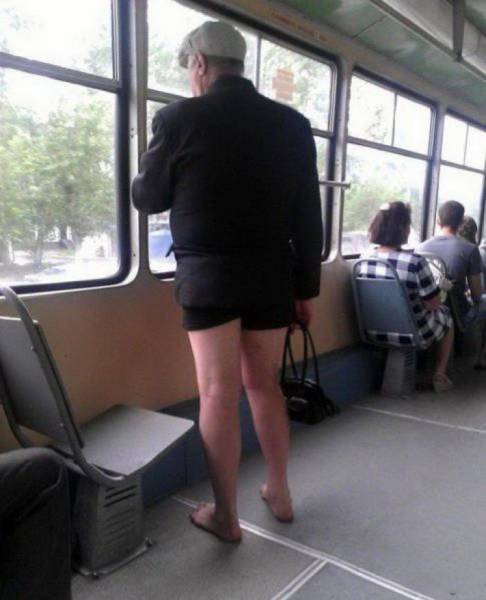 Fashion Can Be Really Brutal Sometimes (43 pics)