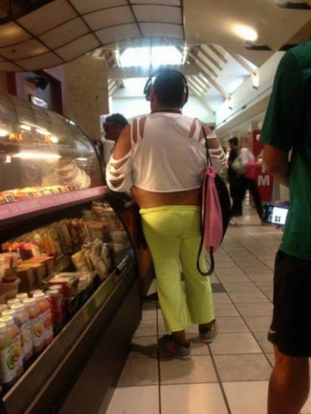 Fashion Can Be Really Brutal Sometimes (43 pics)