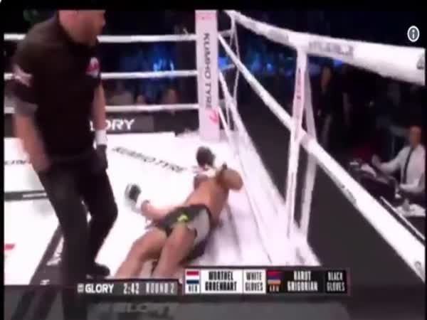 People Attack Kickboxer Murthel Groenhart In The Ring After Controversial Knockout